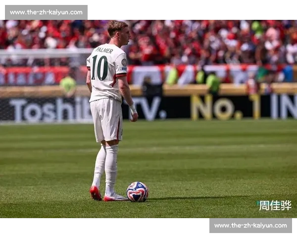 帕尔默 8.8 分全场最佳!1 助攻 2 造杀机难掩传中短板,6 射 3 正成进攻核心 帕尔默 8.8 分全场最佳!1 助攻 2 造杀机难掩传中短板,6 射 3 正成进攻核心