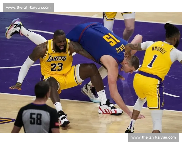 核心权更迭引爆湖人更衣室！詹姆斯拒当绿叶，佩林卡铁心押注东契奇